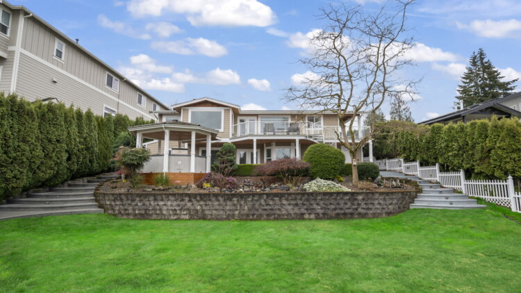 Exclusive Estate at 20402 Church Lake Dr E Sumner, WA 98391