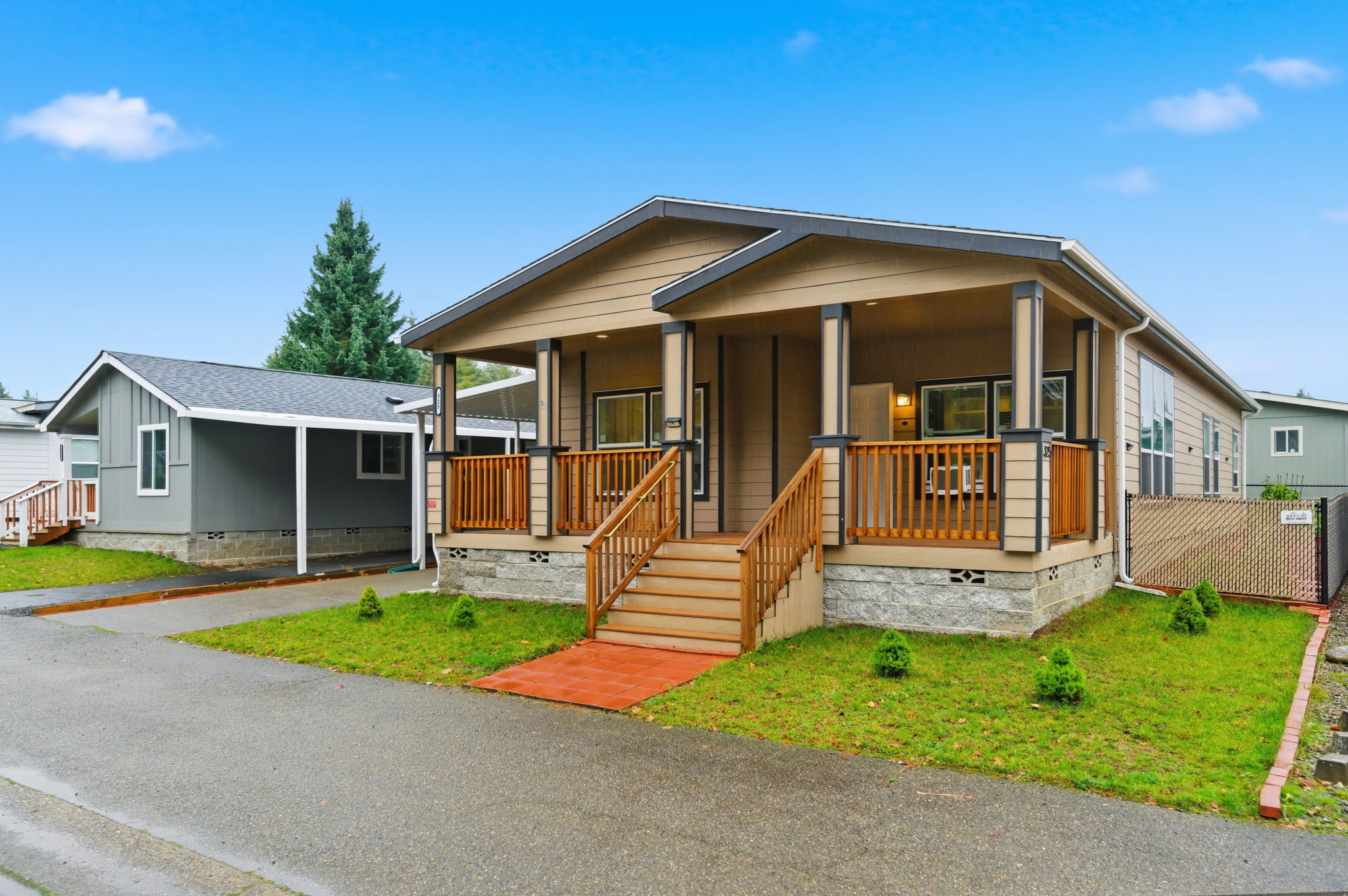 Sleek House at 1111 Archwood Dr SW 325 Olympia, WA 98502