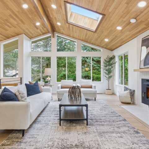 Spacious Retreat at 9110 122nd Pl SE Newcastle, WA 98056