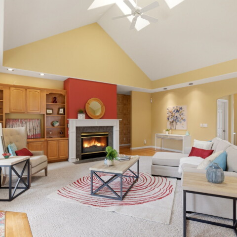 Warm haven at 5228 78th Ave Ct W University Place, WA 98467