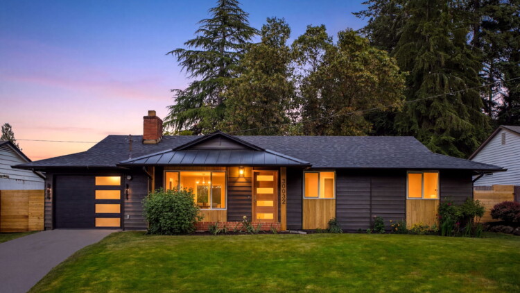 Modern Rambler at 30032 5th Ave SW Federal Way, WA 98023
