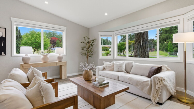 Cozy Retreat at 8521 Gold Way Everett, WA 98208