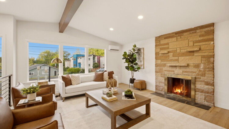 Modernist Retreat at 1547 NE Brockman Pl Seattle, WA 98125