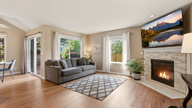 Modern Comfort at 1006 167th St SW Lynnwood, WA 98037