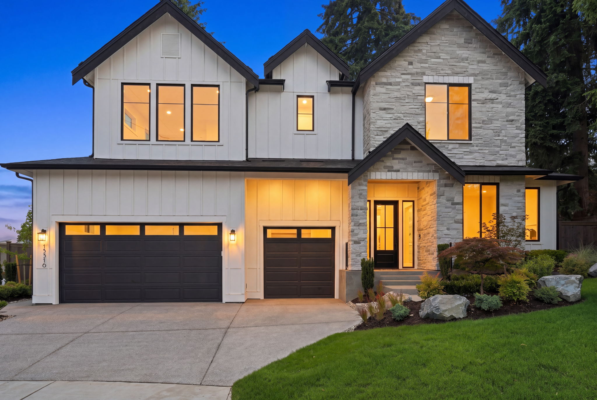 Luxurious Modern Haven 15516 NE 53rd Pl Redmond, WA 98052