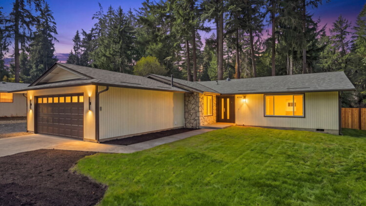 Stunning Residence at 4201 Clearwater Dr SE Lacey, WA 98503