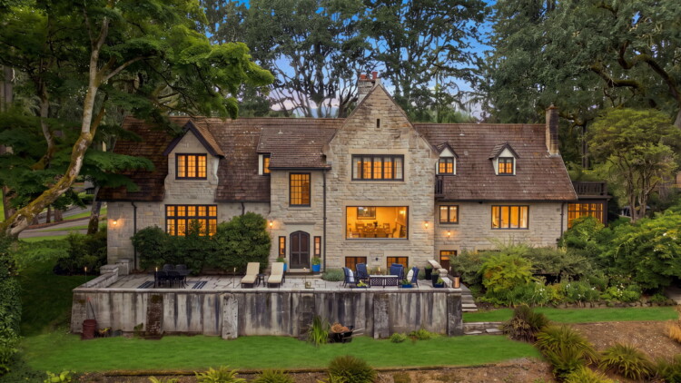 Luxurious Estate at 11430 Gravelly Lake Dr SW Tacoma, WA 98499
